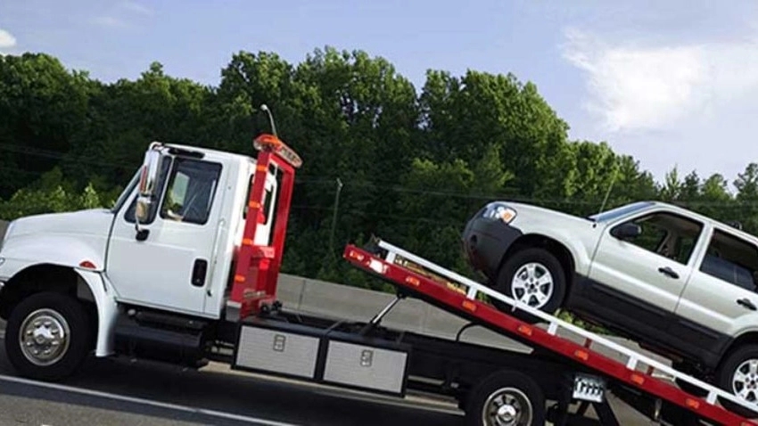 سریع‌ترین امداد خودرو در قلعه گنج کرمان